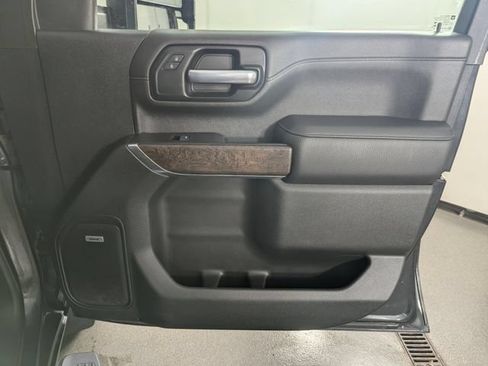Used 2020 GMC Sierra 2500 Denali w/ Denali Ultimate Package AWD/4WD image 19