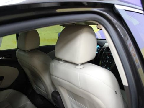 Used 2014 Buick Verano FWD image 10