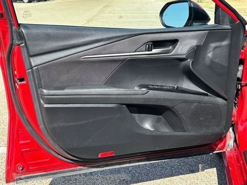 Used 2025 Toyota Camry LE image 25