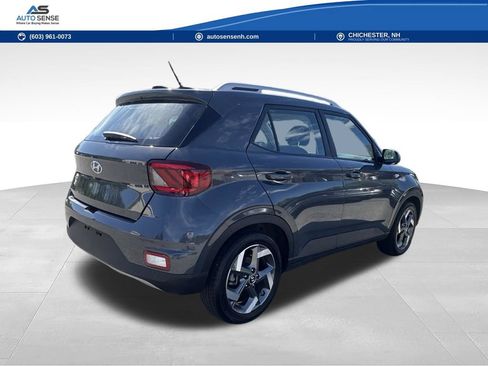 Used 2025 Hyundai Venue SEL FWD image 5