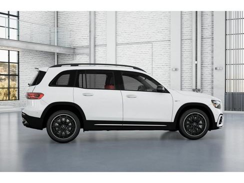 New 2026 Mercedes-Benz GLB 35 AMG 4MATIC image 17