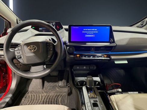 Used 2024 Toyota Prius Limited image 10
