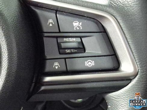 Used 2025 Subaru Outback Premium AWD/4WD image 13