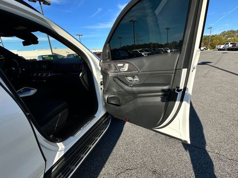 Used 2023 Mercedes-Benz GLS 63 AMG 4MATIC image 12