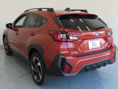 Used 2025 Subaru Crosstrek 2.5i Limited w/ Crosstrek Mirror Package AWD/4WD image 6