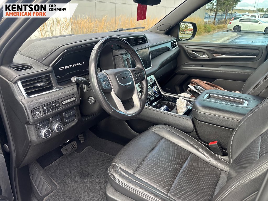 Used 2023 GMC Yukon Denali w/ Denali Reserve Package AWD/4WD image 4