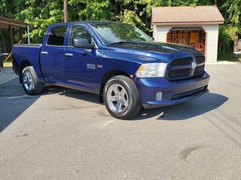 Used 2014 RAM 1500 Express AWD/4WD image 8