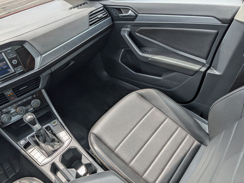 Used 2022 Volkswagen Jetta SE FWD image 11