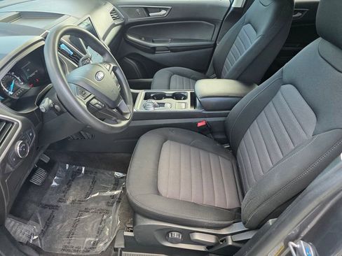 Used 2022 Ford Edge SE image 9