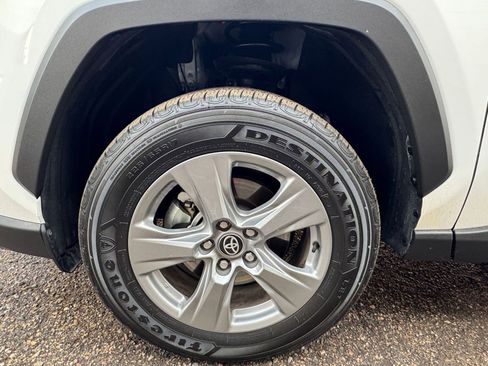 Used 2025 Toyota RAV4 LE image 29