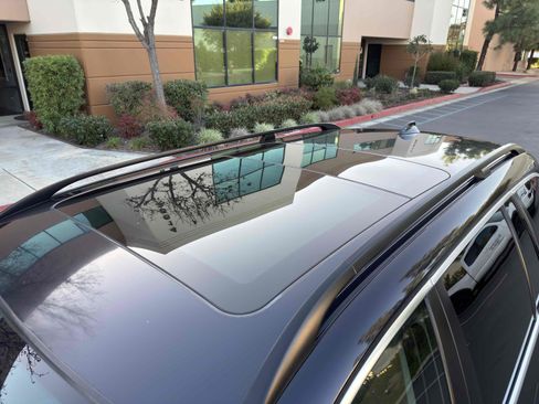 Used 2008 BMW 535xi Wagon w/ Premium Pkg image 13