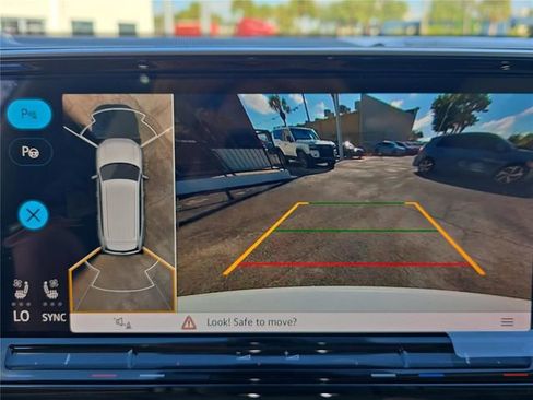 New 2026 Volkswagen Atlas SEL Premium R-Line image 23