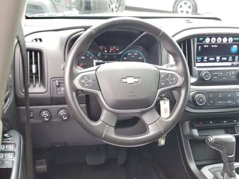 Used 2018 Chevrolet Colorado LT w/ Redline Special Edition AWD/4WD image 11