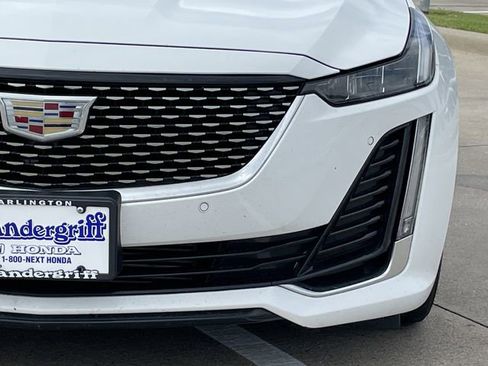 Used 2022 Cadillac CT5 Premium Luxury RWD image 8