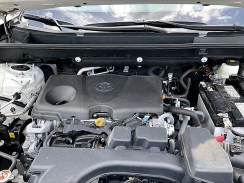 Used 2025 Toyota RAV4 LE FWD image 30