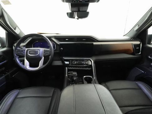 Used 2024 GMC Sierra 1500 Denali image 5