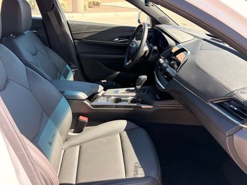 Used 2026 Cadillac CT4 Luxury RWD image 19