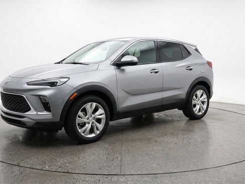 Used 2025 Buick Encore GX Preferred FWD image 3