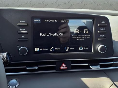 New 2025 Hyundai Elantra Sport image 17