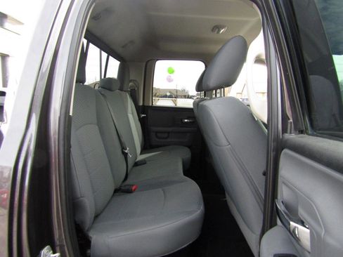 Used 2017 RAM 1500 Classic SLT image 21