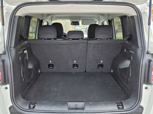 Used 2023 Jeep Renegade Trailhawk image 24