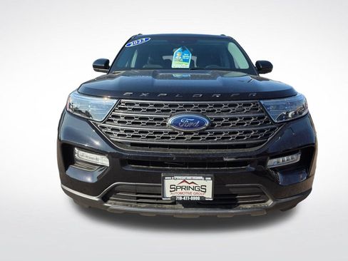 Used 2023 Ford Explorer XLT w/ Equipment Group 202A AWD/4WD image 7