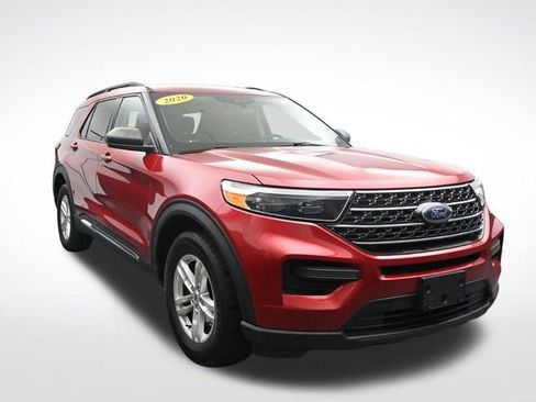 Used 2020 Ford Explorer XLT AWD/4WD image 1