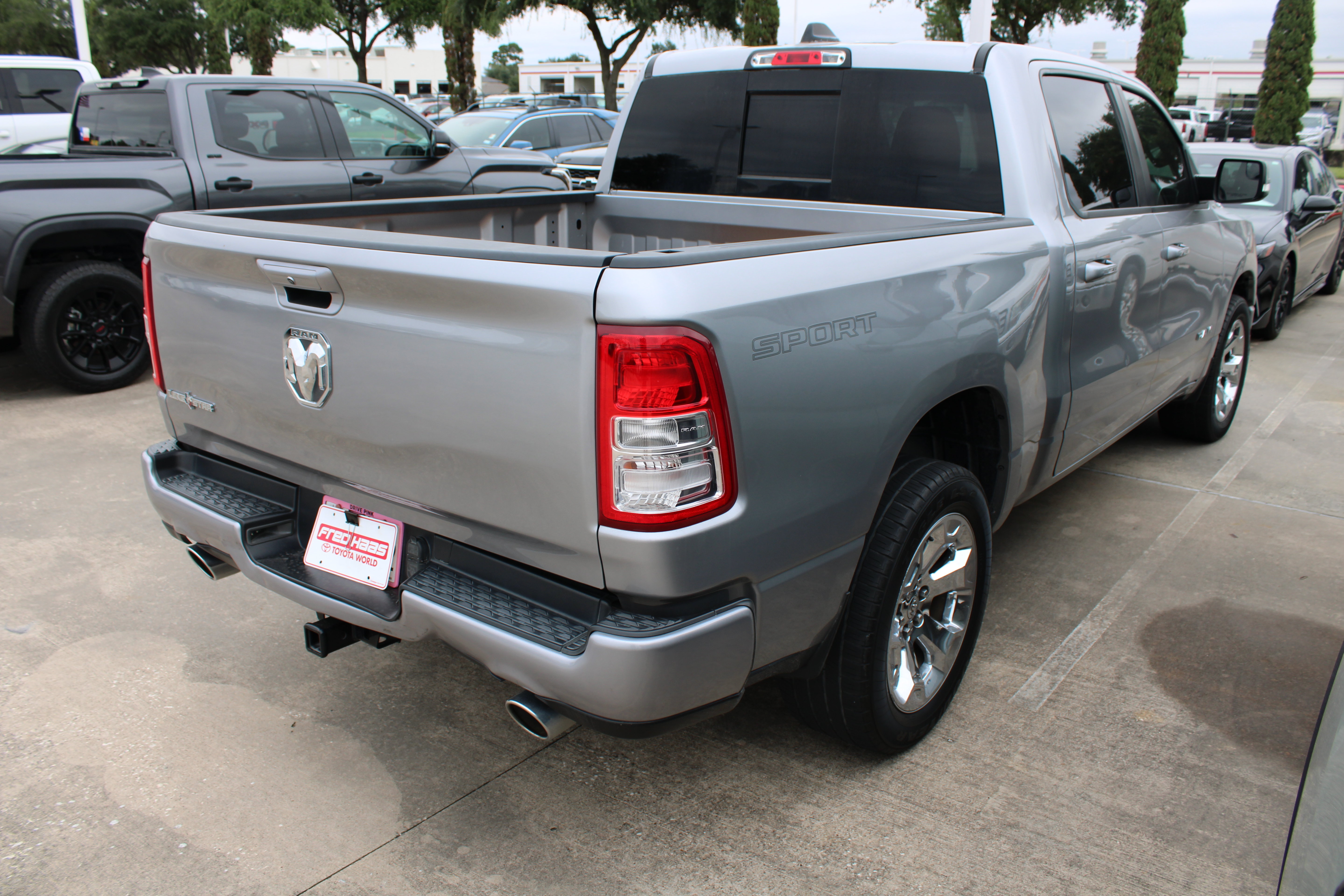 Used 2020 RAM 1500 Lone Star RWD image 11