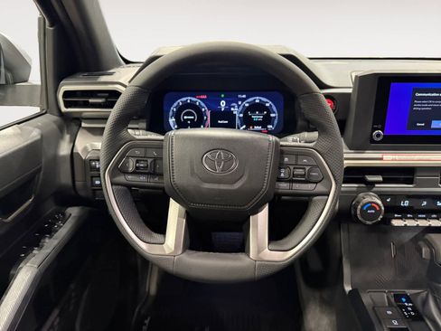 New 2025 Toyota Tacoma TRD Off-Road image 12