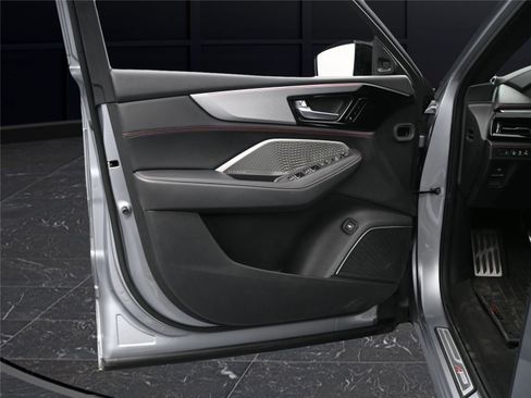 Certified 2023 Acura MDX A-Spec image 7