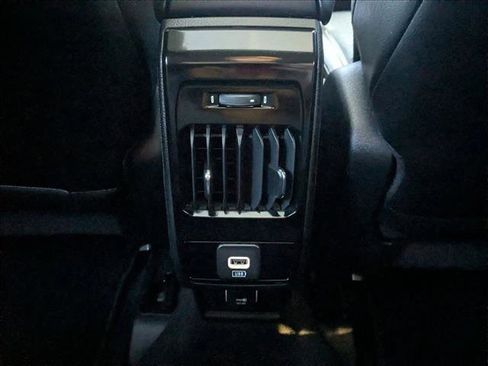 Used 2022 Jeep Compass Latitude w/ Sun and Sound Group image 18