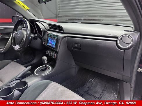 Used 2016 Scion tC image 9