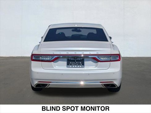 Used 2017 Lincoln Continental Reserve FWD image 4