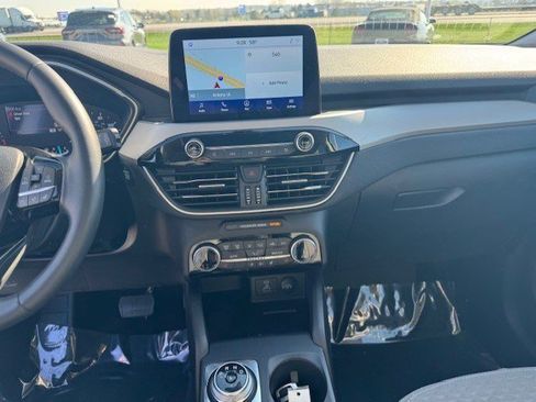 Used 2022 Ford Escape SE w/ Convenience Package image 17