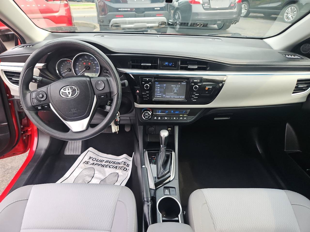 Used 2016 Toyota Corolla LE FWD image 23