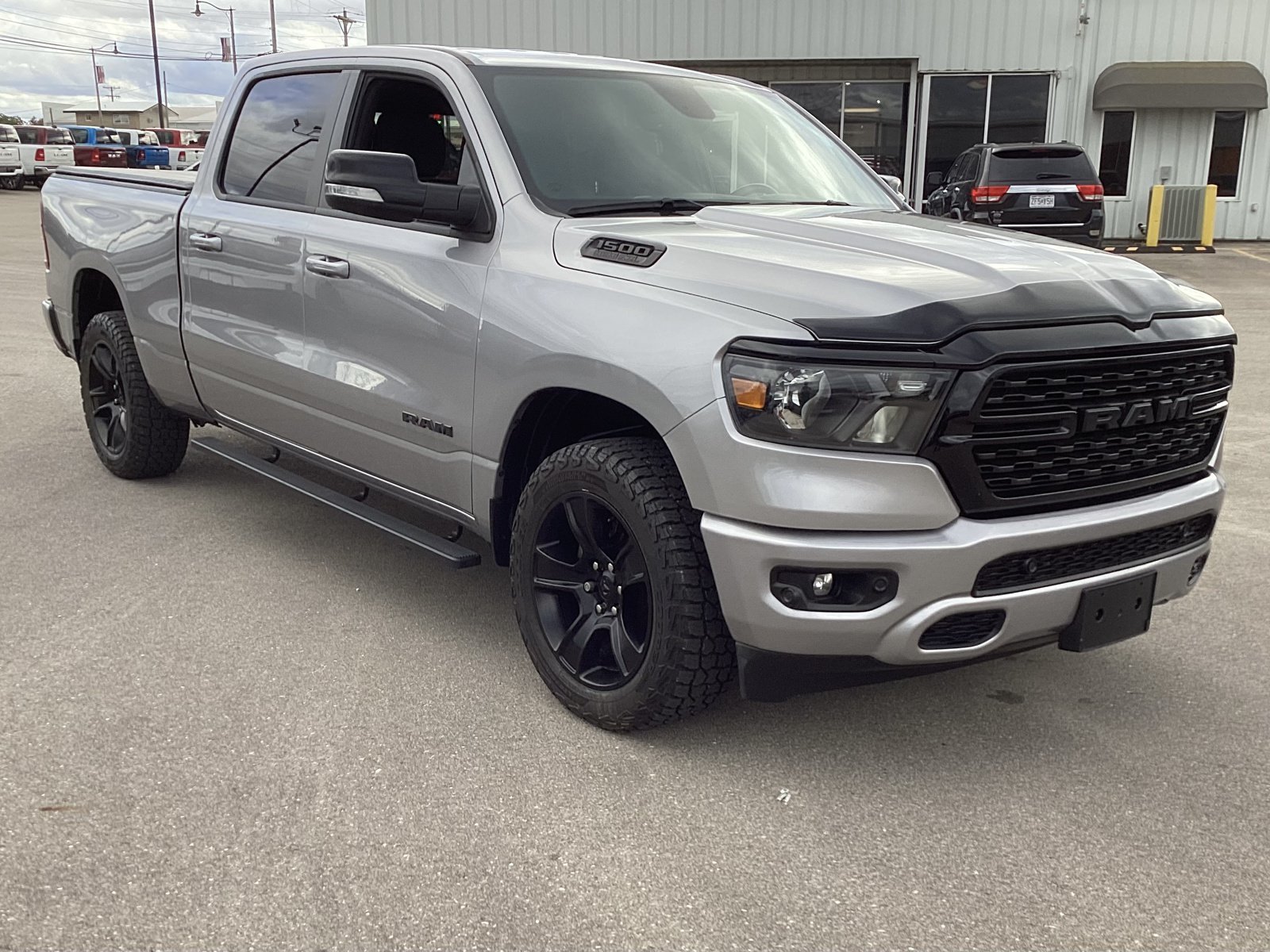 Used 2022 RAM 1500 Big Horn AWD/4WD image 2