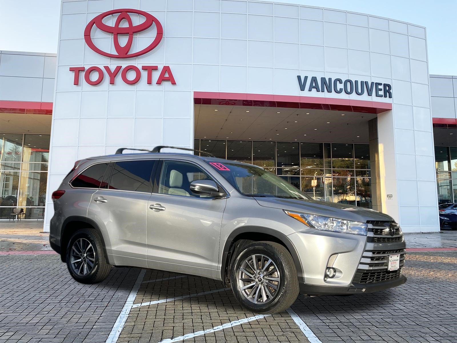 Certified 2018 Toyota Highlander XLE AWD/4WD 360° Tour