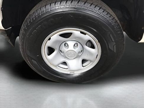 Certified 2022 Toyota Tacoma SR AWD/4WD image 11
