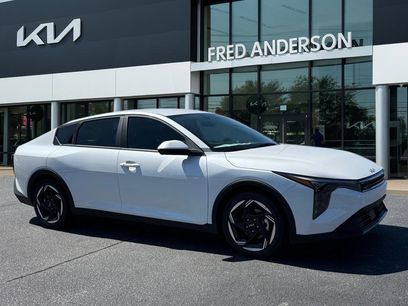 New 2025 Kia K4 EX