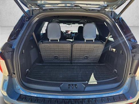 Used 2025 Ford Explorer ST image 15