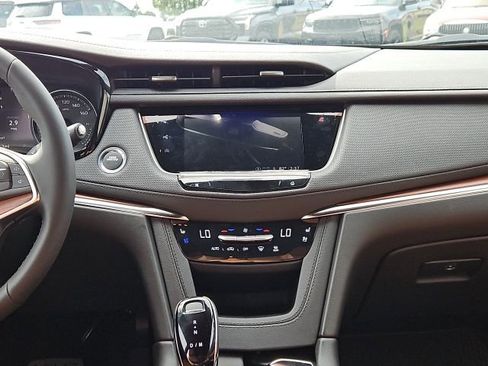 New 2025 Cadillac XT5 Premium Luxury w/ Technology Package AWD/4WD image 14
