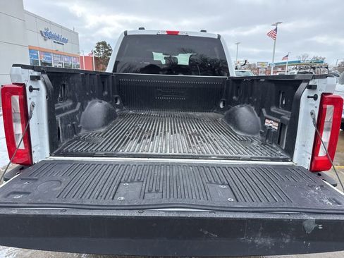 Used 2023 Ford F250 XLT image 28