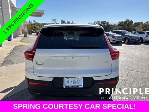 New 2026 Volvo XC40 B4 Plus FWD image 9