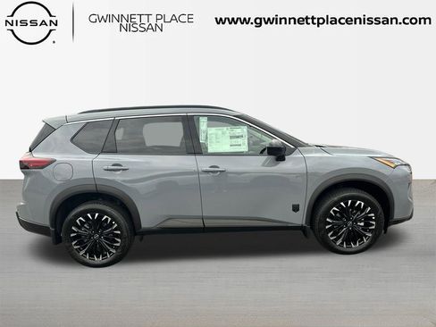 New 2026 Nissan Rogue SV image 4