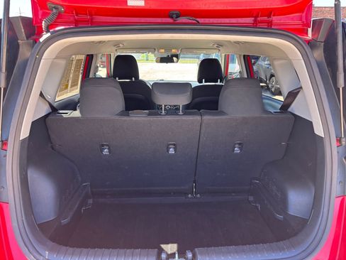 Used 2024 Kia Soul LX w/ Option Group 015 FWD image 29
