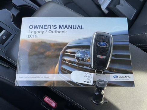 Used 2016 Subaru Legacy 2.5i Limited image 41