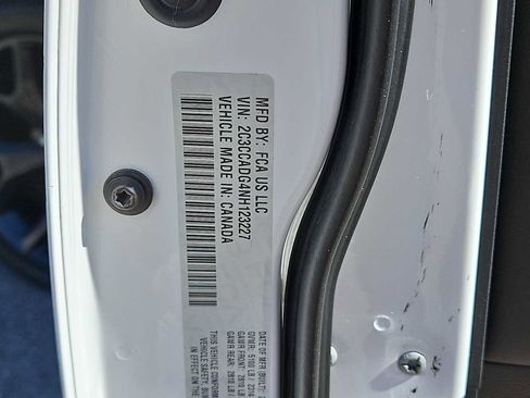 Used 2022 Chrysler 300 Touring L image 25