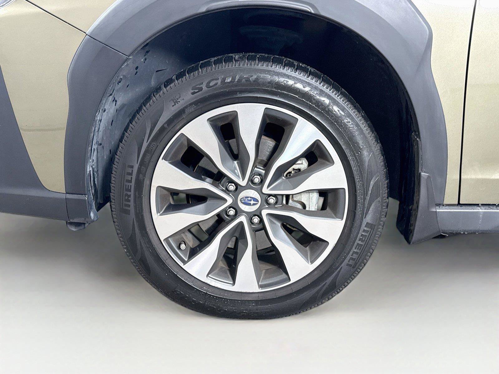 Used 2023 Subaru Outback Limited AWD/4WD image 16