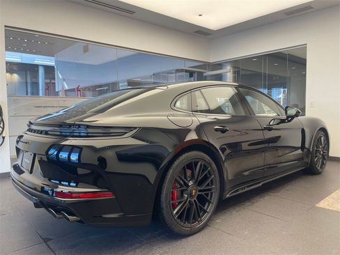 New 2026 Porsche Panamera GTS image 6