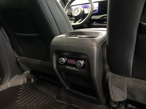 Used 2025 Buick Enclave Sport Touring image 45